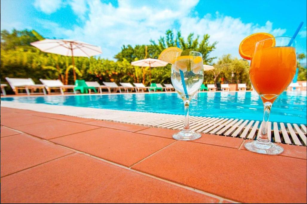 Medimare Residence Club Патті Екстер'єр фото