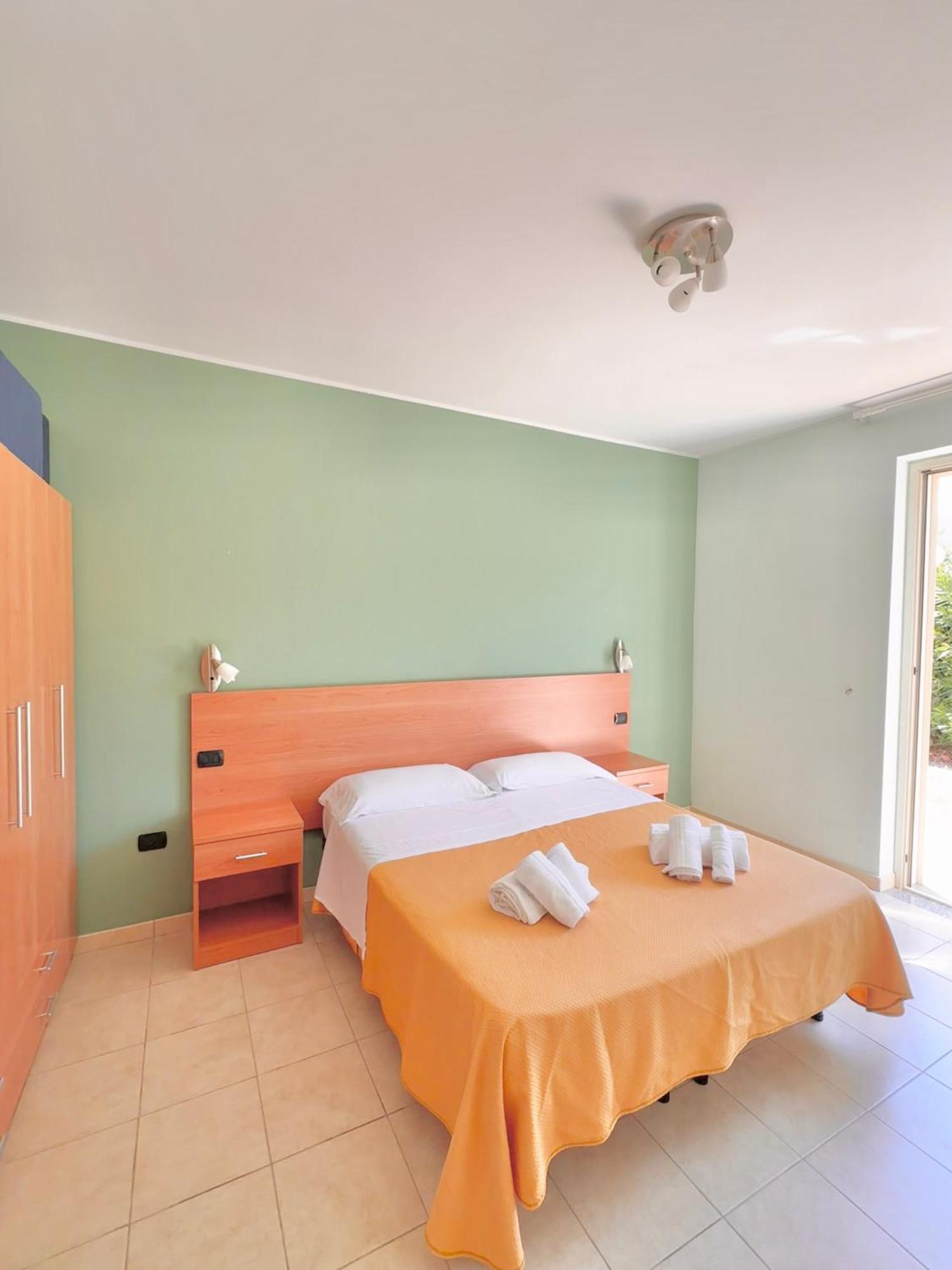 Medimare Residence Club Патті Екстер'єр фото